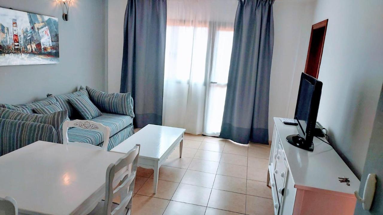 Oasis Royal 3 Piscinas - Fibra óptica * Corralejo