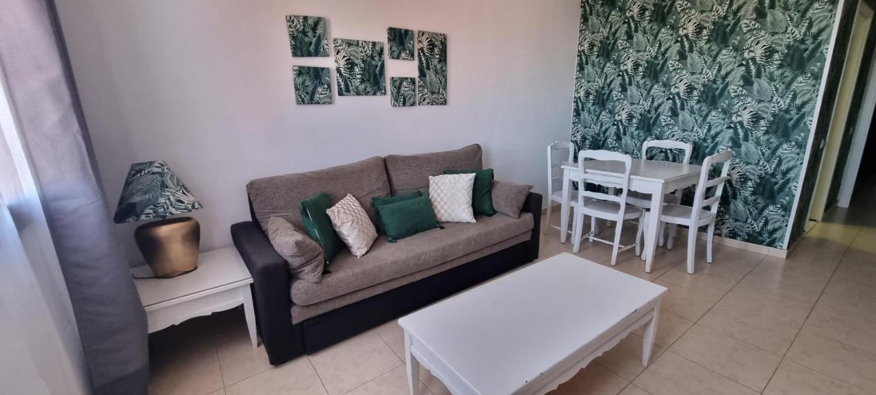 Oasis Royal 3 Piscinas - Fibra óptica * Corralejo