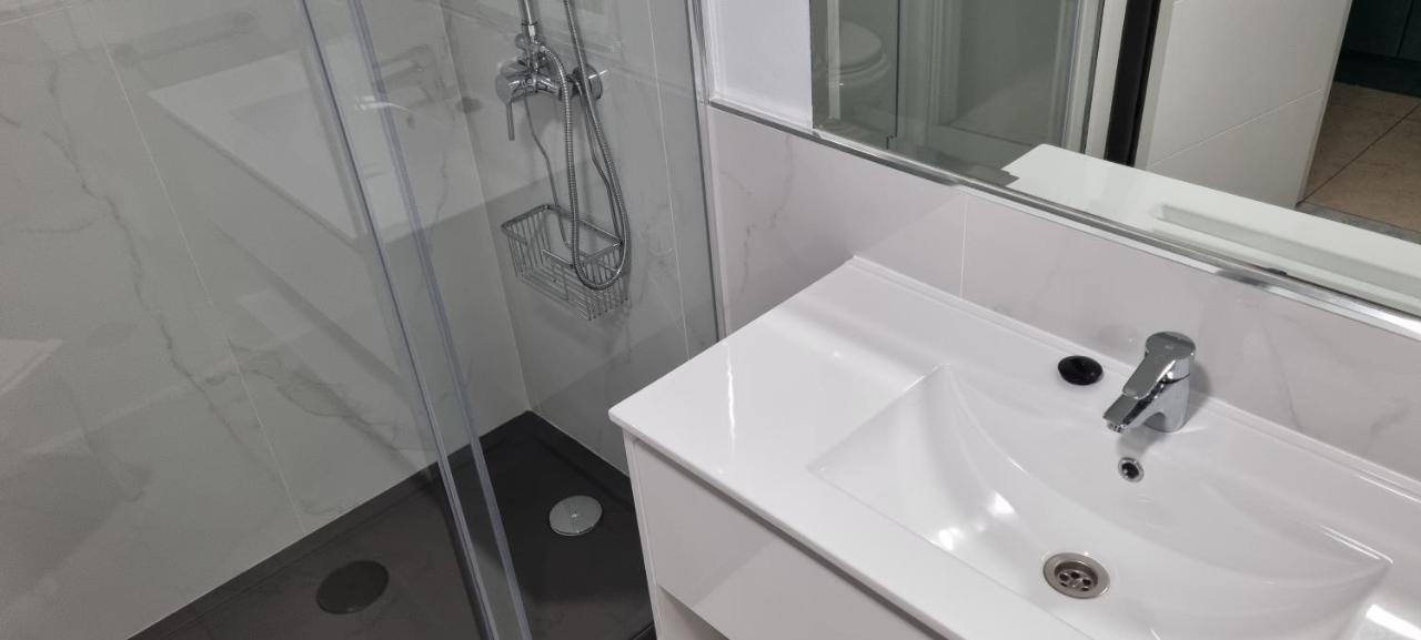 Oasis Royal 3 Piscinas - Fibra óptica *