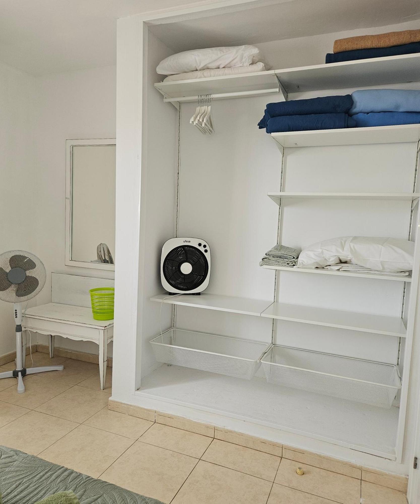 Oasis Royal 3 Piscinas - Fibra óptica Corralejo